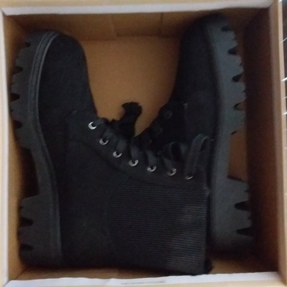 Winter boots